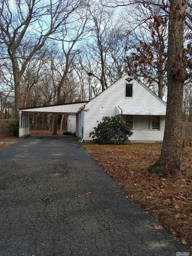 Primary Photo - 299 Whittier Dr