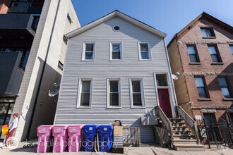 Building Photo - 1022 W Fry St