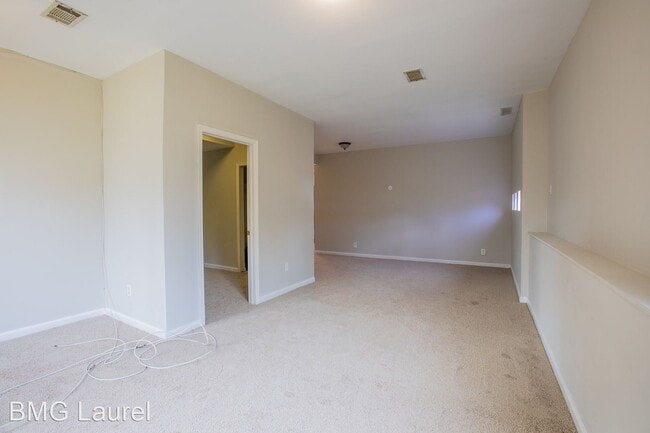 Building Photo - 3 br, 2 bath House - 1241 Delmont Rd