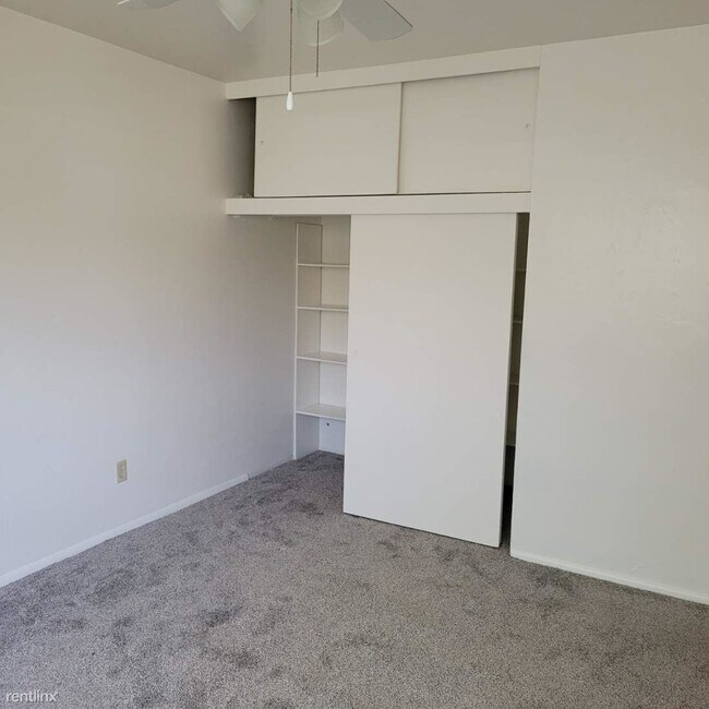 Building Photo - 4 br, 2 bath House - 1328 W 7th St