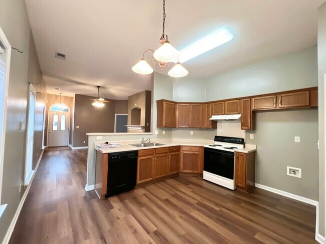 Building Photo - 6848 Showboat Lane