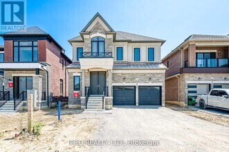 Building Photo - 160 Winthrop Cres