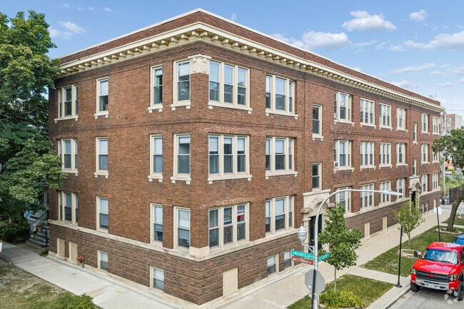 Building Photo - The Rosemont