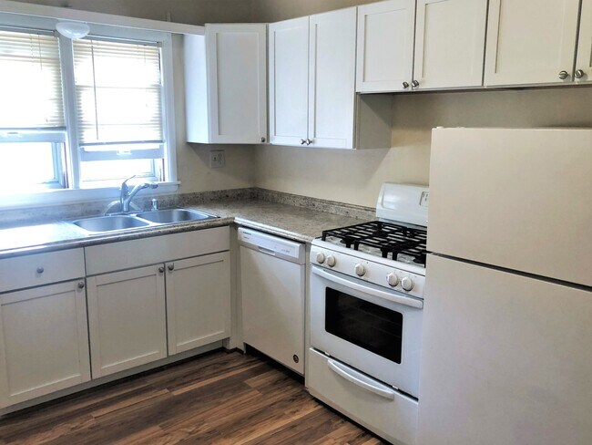 Foto del edificio - 401 Palomino Ln