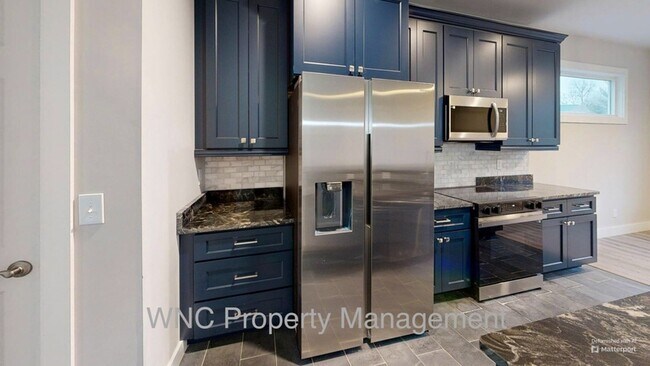 Foto del edificio - 43 W Garden Rd