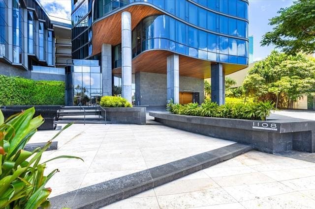 Building Photo - 1108 Auahi St