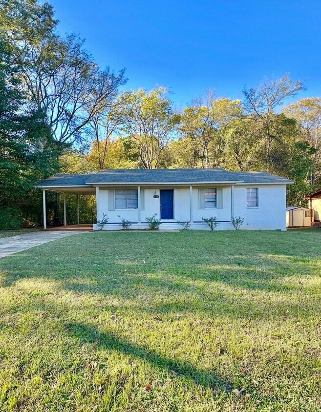 Foto principal - 724 Illinois Rd