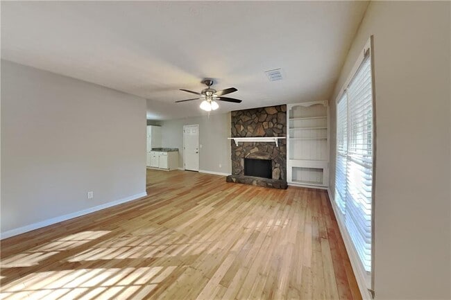 Foto del edificio - 392 Trotters Ridge