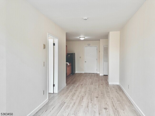 Foto del edificio - 39 Glenridge Ave