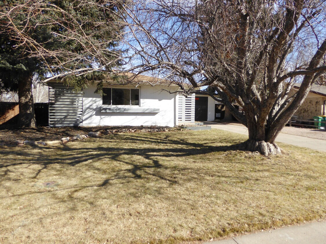 Primary Photo - 2404 Purdue Rd