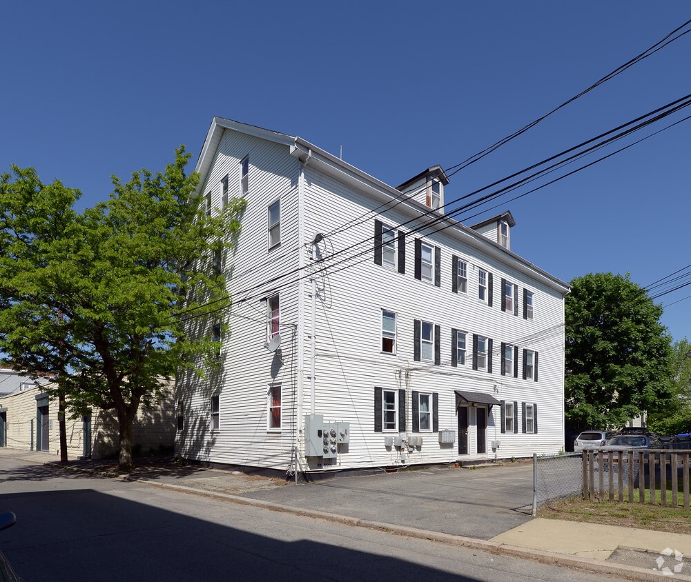 Primary Photo - 43-45 Grant St
