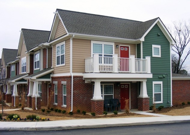 Building Photo - Oaks at Camden