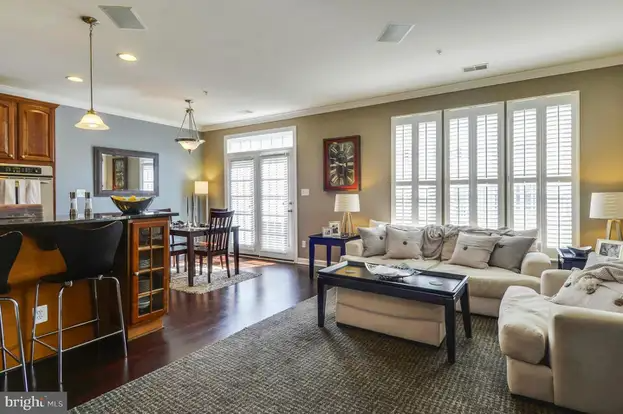 Foto del edificio - 5615 Harrington Falls Ln