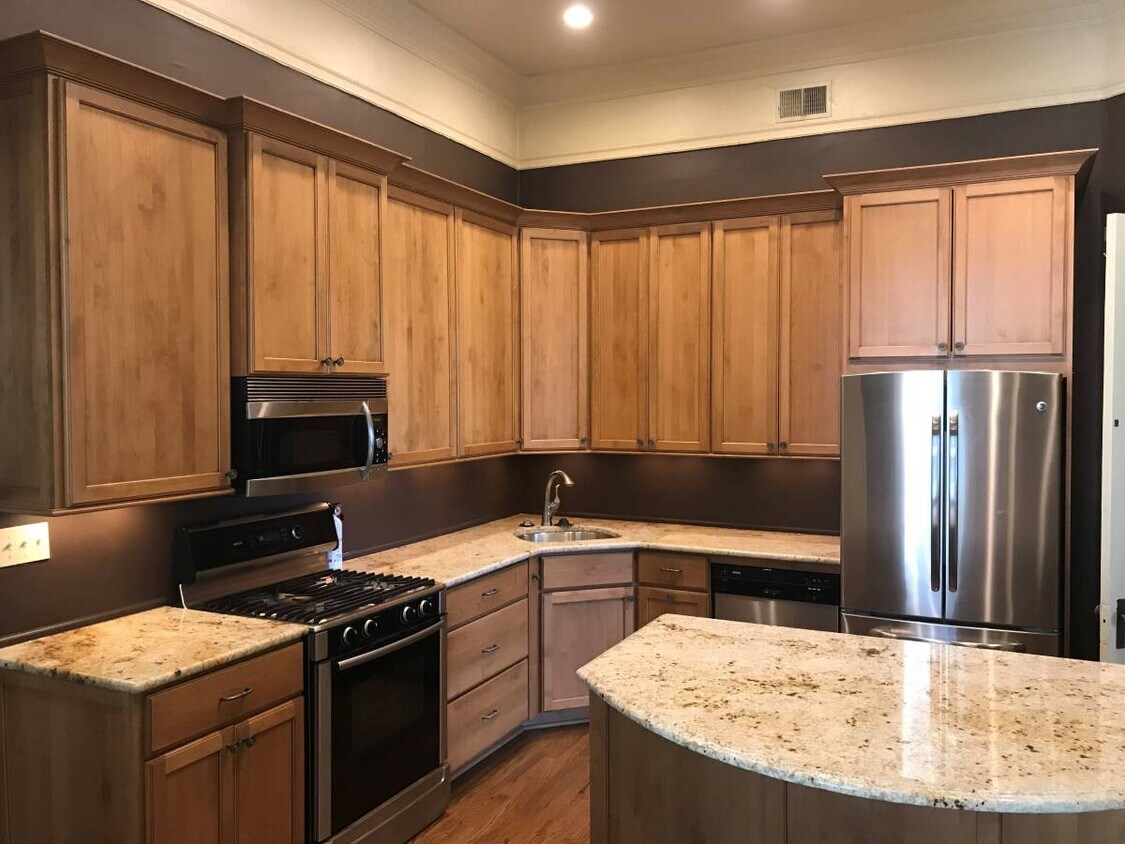 Foto principal - 1291 Willow Ave