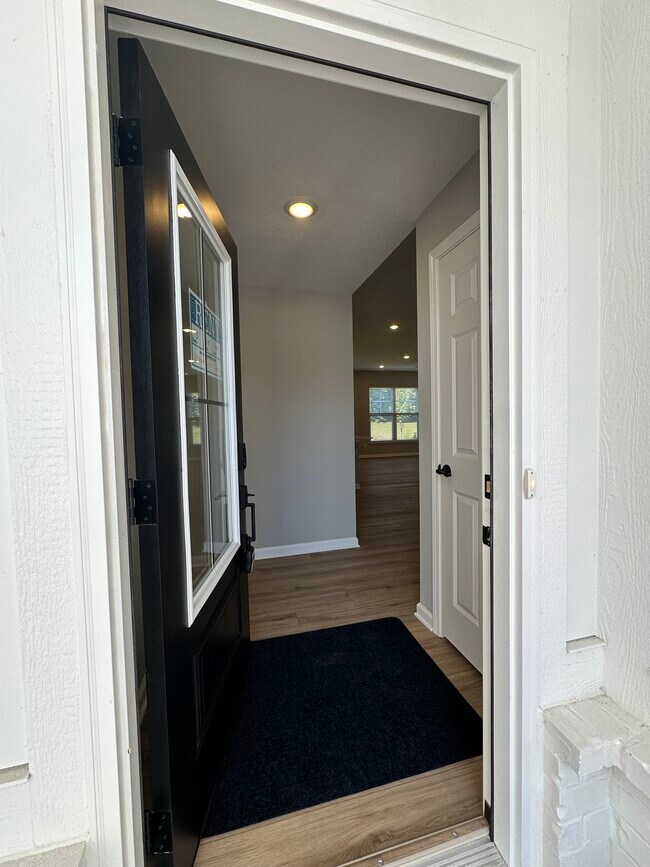 Foto del edificio - 17458 Ebling Trl