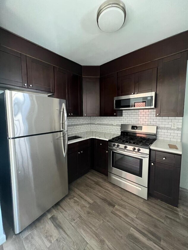 1342 Taylor Ave Unit 2, The Bronx, NY 10472 Room for Rent in The
