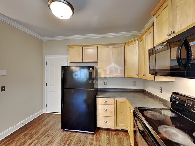 Building Photo - 437 Bethany Circle