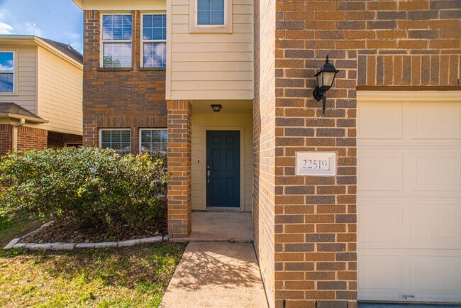 Building Photo - 22519 Goss Spring Ct