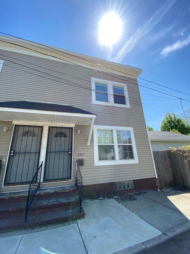 Building Photo - 3303 W 23rd Pl