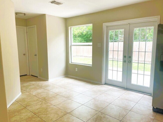 Foto del edificio - 436 Mystic Glen Loop