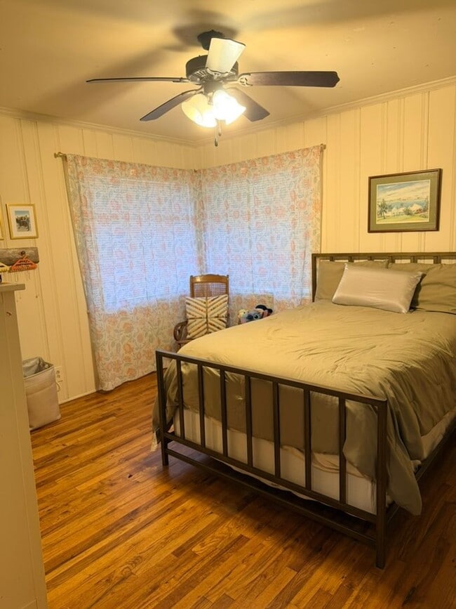 Foto del edificio - 232 W Chewacla Dr