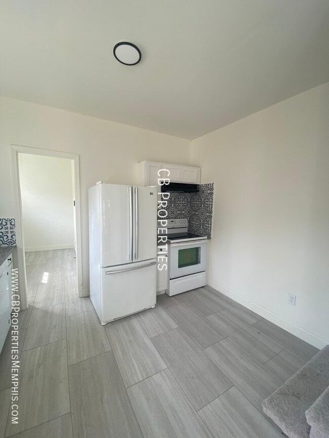 Building Photo - 3RD MONTH OF RENT FREE!!!