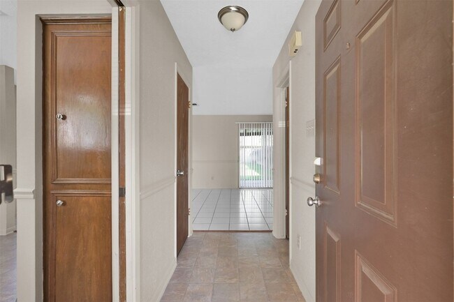 Foto del edificio - 1603 Hazelwood St