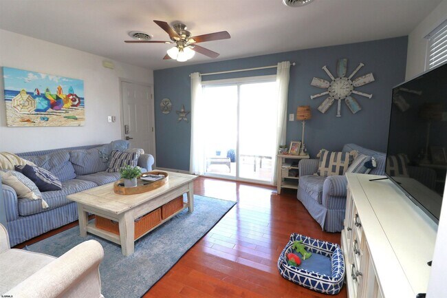 Foto del edificio - 20 N Clermont Ave