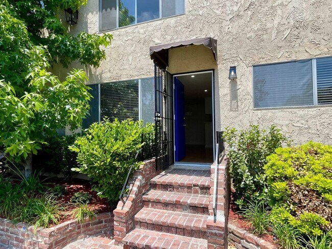 Building Photo - 1560 S Centinela Ave