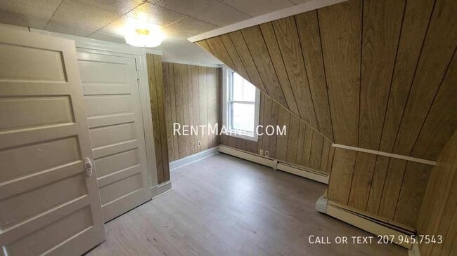 Foto del edificio - 92 Clinton Ave