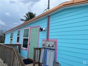 Building Photo - 4874 Pine Island Rd