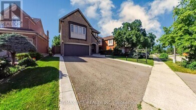 Building Photo - 2664 Castlebridge Dr