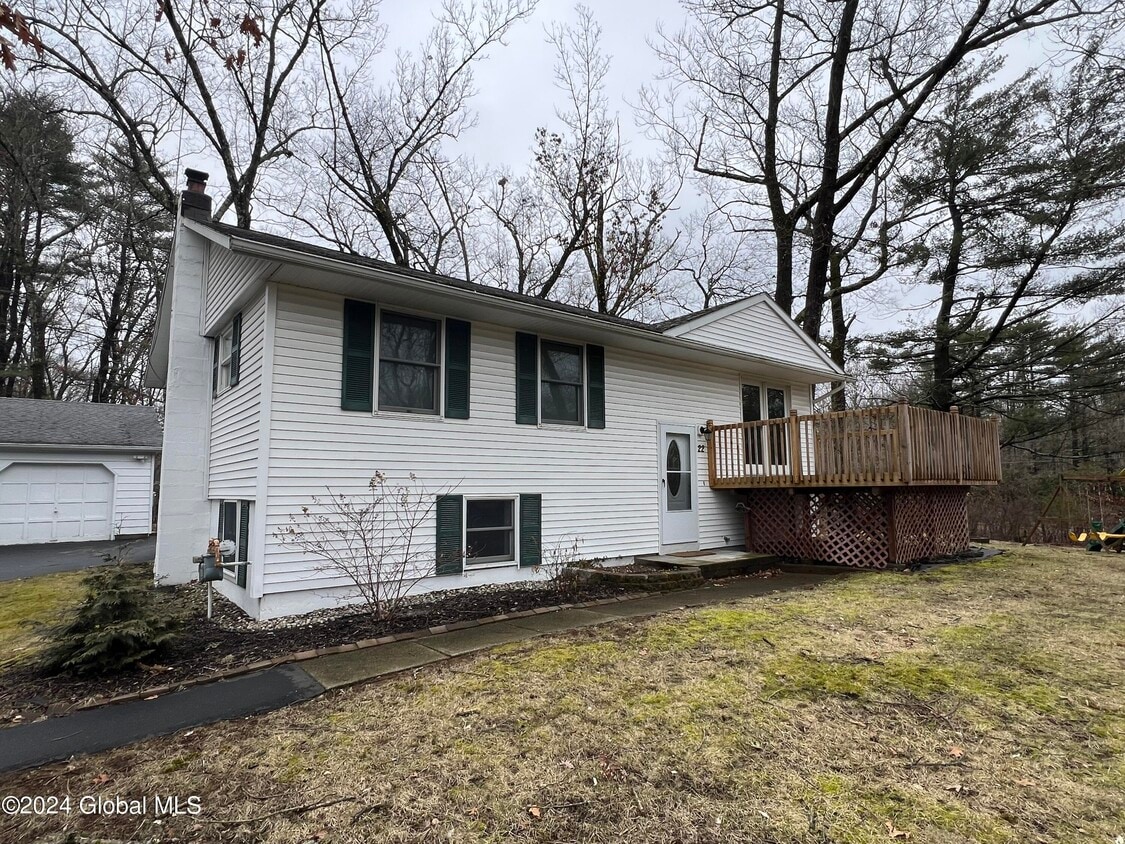 Primary Photo - 22 Hathorn Blvd