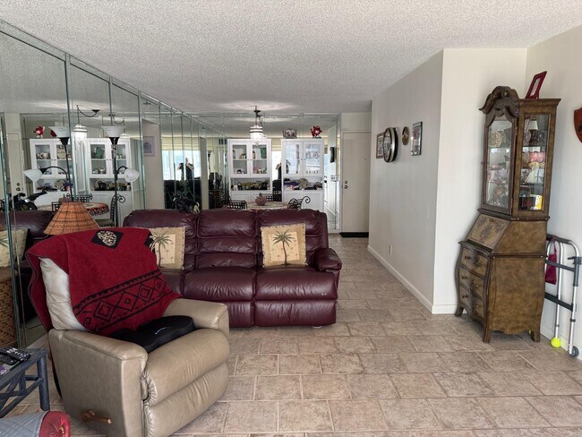 Foto del edificio - 4505 S Ocean Blvd