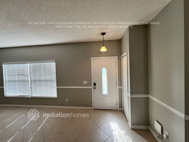 Foto del edificio - 1385 SE Proctor Ln