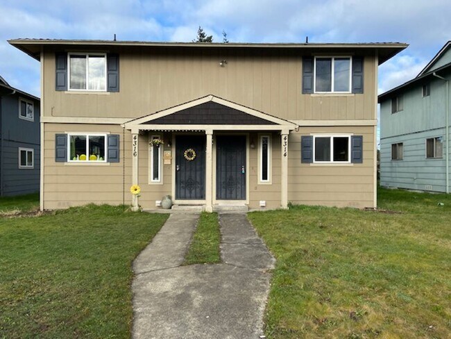 Building Photo - Berg 4314