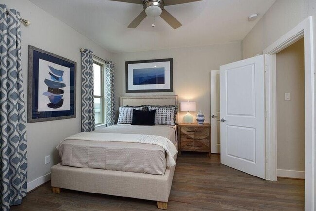 Foto del edificio - 5839 E Post Oak Ln