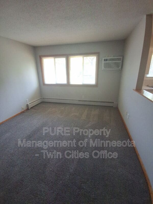 Building Photo - 5848 2nd St NE