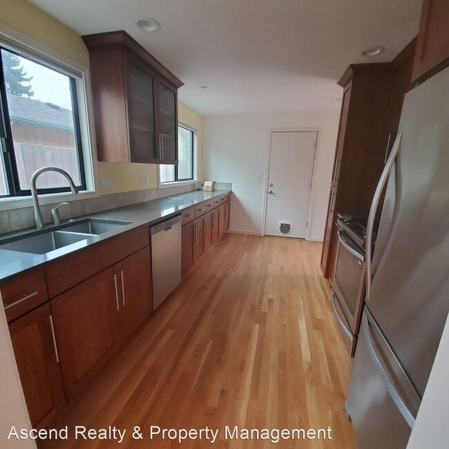 Building Photo - 2 br, 2 bath House - 10112 SW Crystal Street