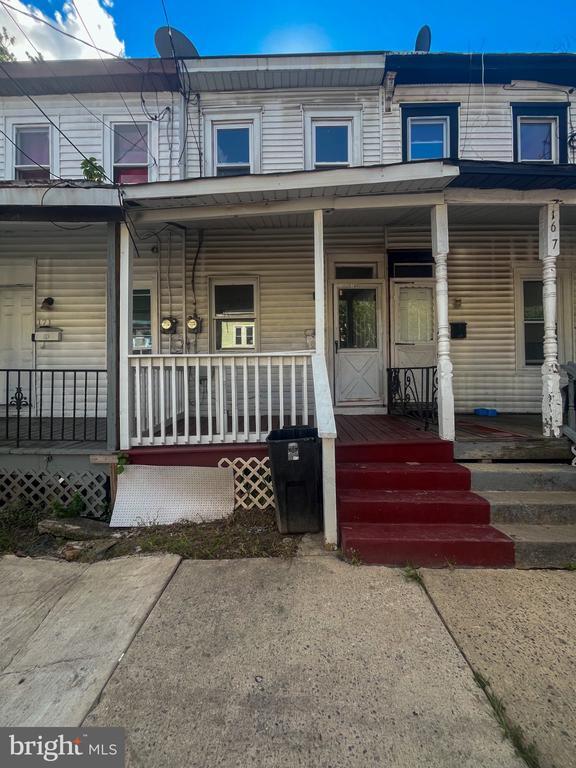 Building Photo - 169 S Logan Ave