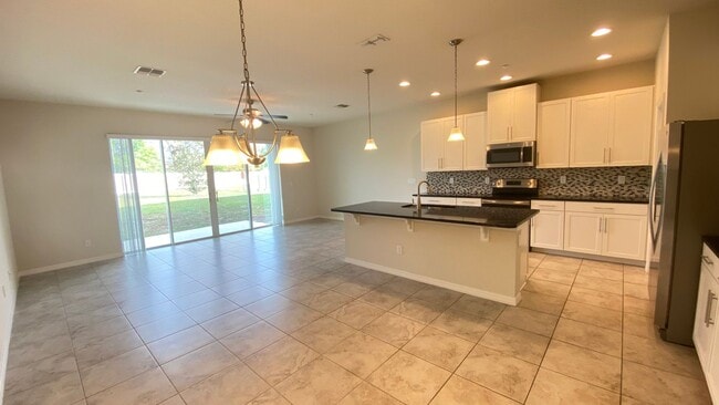 Building Photo - 3BR/2.5BA Town Home in Winter Park!