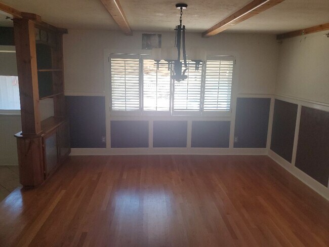 Building Photo - Three Bedroom Home in Lemon Grove