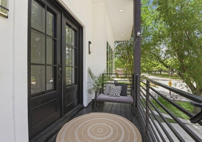 Foto del edificio - 3859 Tartan Ln