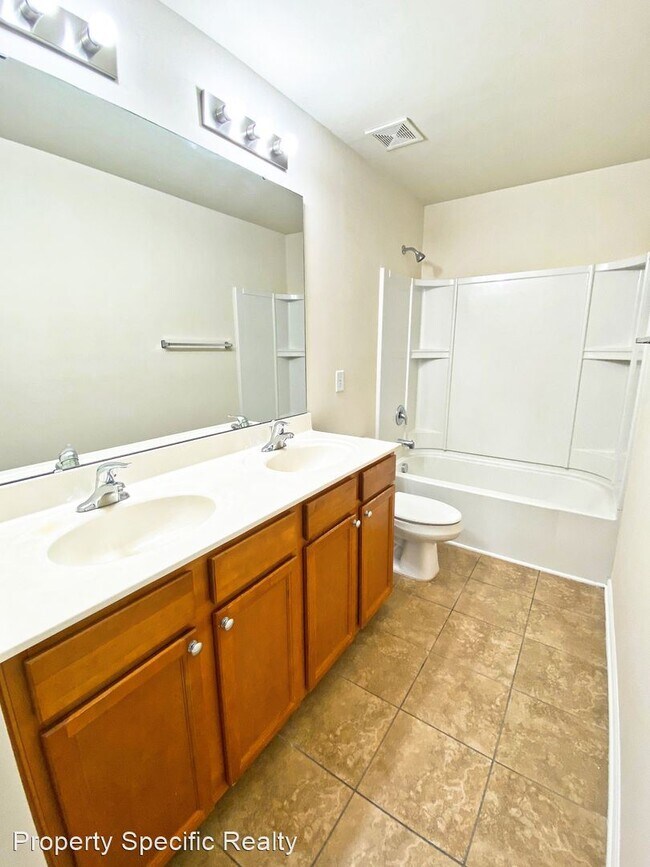 Building Photo - 5 br, 3 bath House - 4212 Auburn Hills Drive