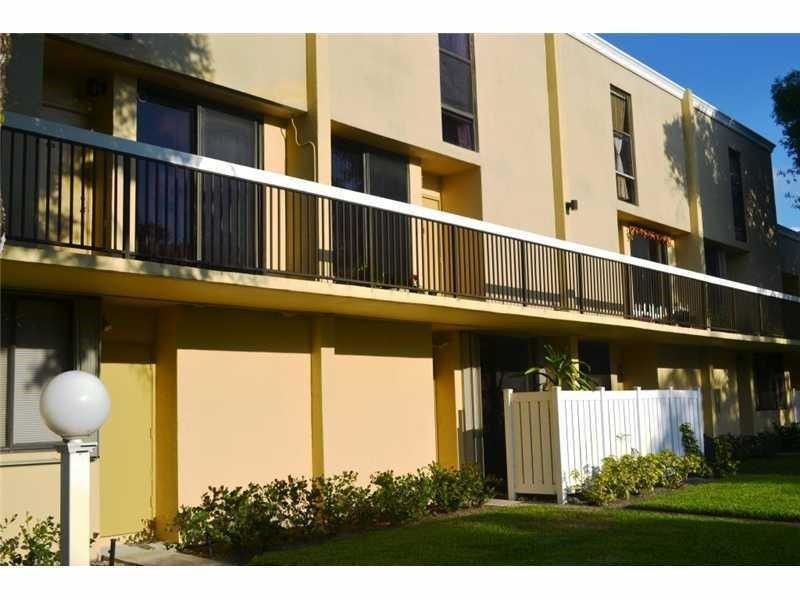 Foto principal - 2961 SW 87th Ave