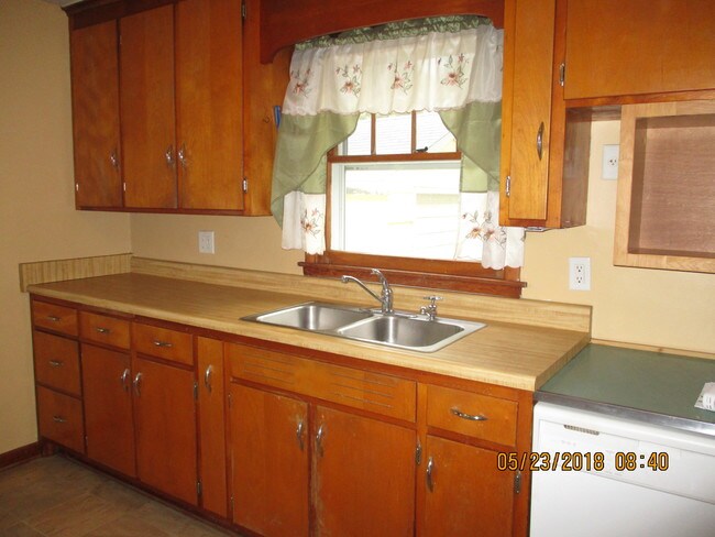 Kitchen - 1311 3rd St