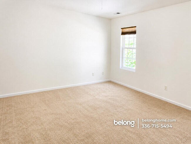 Foto del edificio - 318 Anterbury Dr
