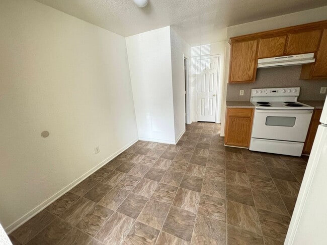 Building Photo - 3701 Ys Pak Ct