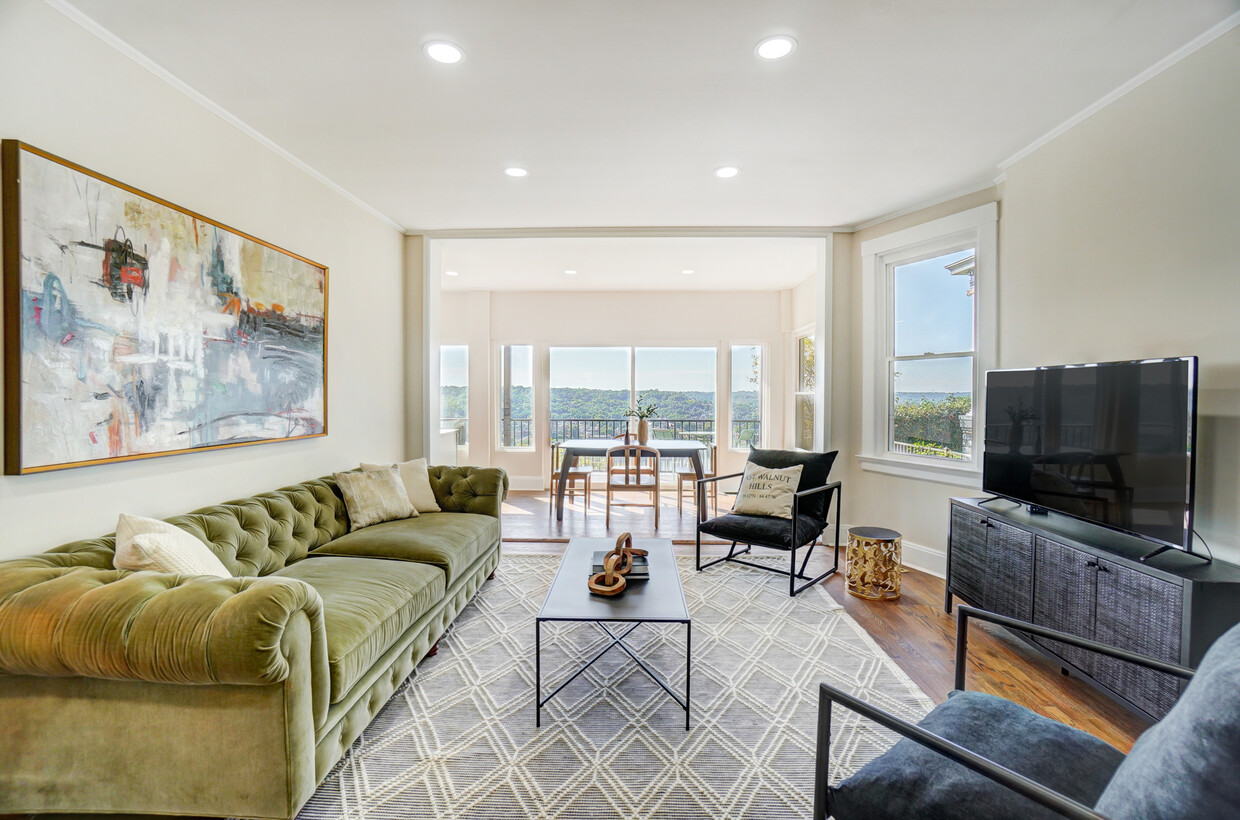 Open living space with spectacular views! - 1727 E McMillan St