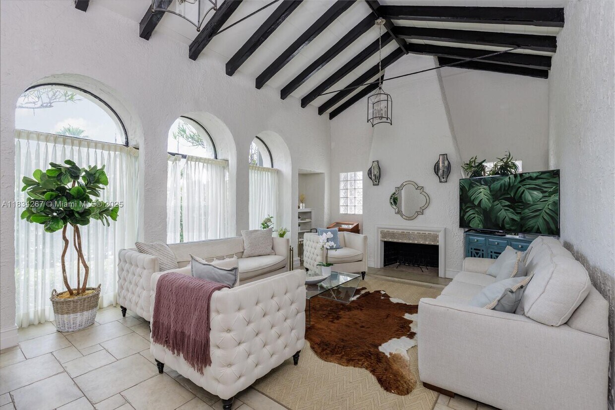 Foto principal - 1134 Harrison St